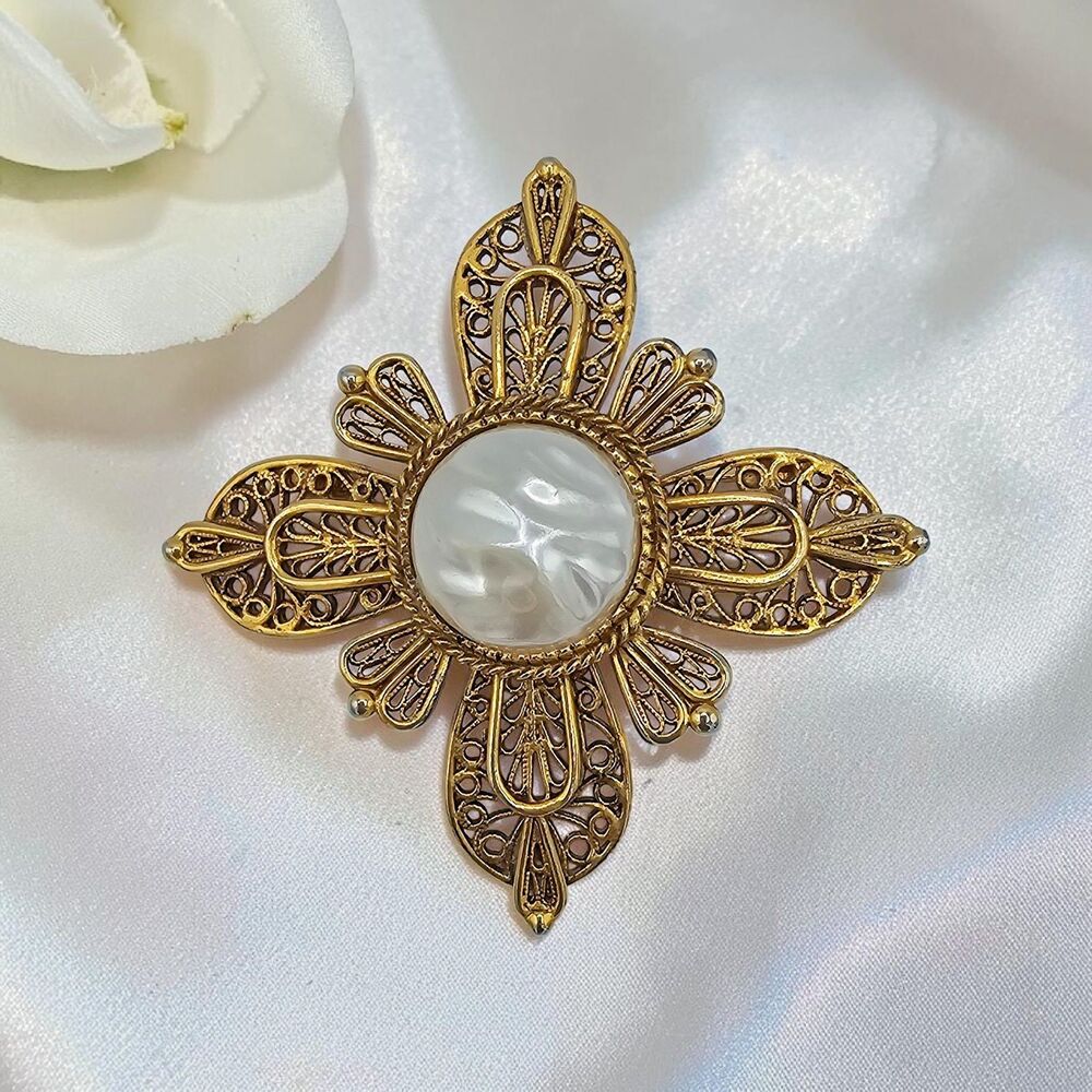 Avante Maltese Cross Brooch Vtg Filigree Pearl Victorian Elegant Estate Pin